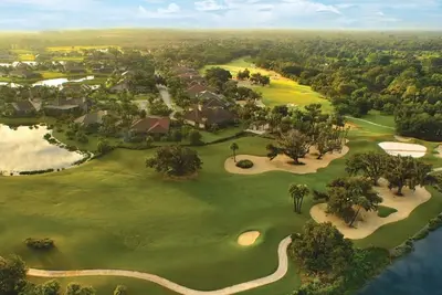 Image de Pet-Friendly Wec Horses Golf Gated Resort 2/2 Br Home Tennis Pool Gym FencedYard