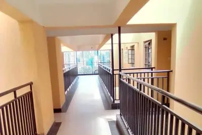Image de Spacious family friendly furnished 2bedroom airbnb @chambers rd Nairobi kenya