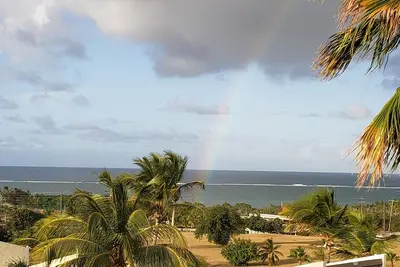 Image de Unwind at updated “Villa Serenity”, panoramic views, quiet beach