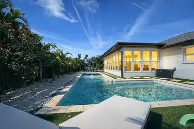 Image de Welcome to The Florida Rooms- Your Relaxing Retreat Near the Gulf! New Pool Spa!