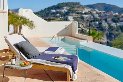 Image de Villa 'Mallorquin Oasis' avec vue sur la mer, Wi-Fi et climatisation