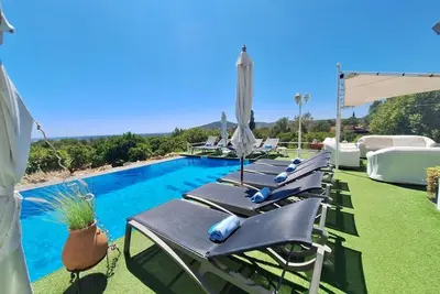 Image de Villa 'Casa Do Lago' avec vue sur mer, Wi-Fi et climatisation