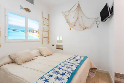 Image de Maison de vacances 'Da Poppa Prua' avec terrasse privée, Wi-Fi et climatisation