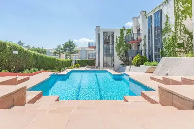 Image de Appartement pour 8 personnes proche de la ville