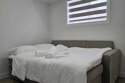 Image de Cozy 1br Suite, Sleeps 4, Private Entry + Parking