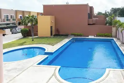 Image de 15 minutes away from the fabulous beaches of Cancun! Luxury vacation home Gaby