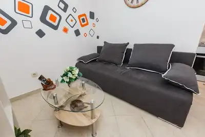 Image de Appartement de deux chambres avec la terrasse Mastrinka, Ciovo (A-22976-c)