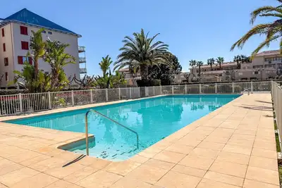 Image de Studio cabine 4 personnes, copropriété avec  Piscine