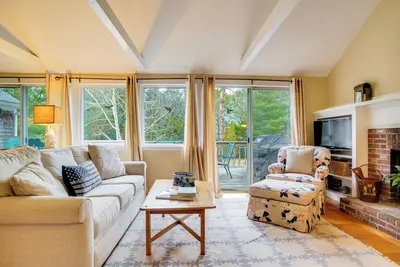 Image de Steps to River! Retreat 2 Mi to Mashpee Commons