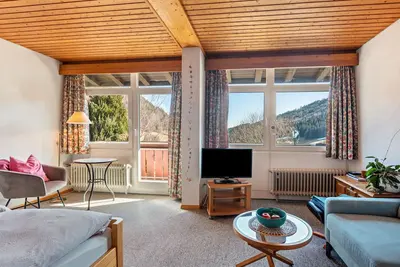 Appartement '1' avec vue sur les montagnes, balcon et Wi-Fi