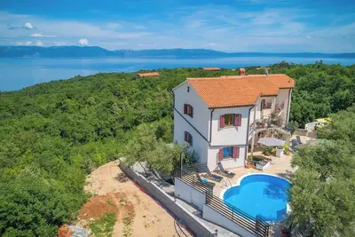 Image de Appartement à Drenje avec vue sur mer & sauna