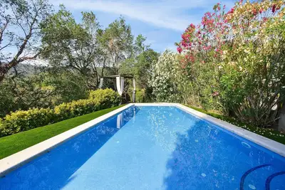 Image de Villa de luxe avec piscine privée et wifi!