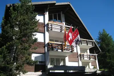 Image de Your family home in beautiful Mürren with 3 bedrooms\nGreat for hiking and skiing