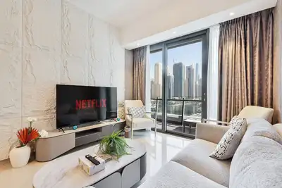 Image de Dubai Marina View - 2br Apt w/ Pool & Gym