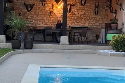 Image de Deux chambres d’hôtes cocooning au centre du vignoble. \nPrix 120€ par chambre