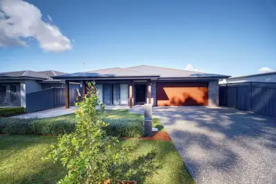 Image de The Grange 24: 4 Br, 2. 5 Ba House in Forster, Sleeps 8