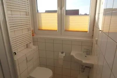 Image de Double room, attic, shower/Wc, non-smoking - Pension Friedrich Voss