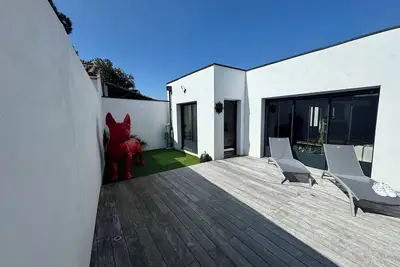 Image de Villa Rehon Neuve Piscine Proche La Rochelle Ile de re\n9 couchages.