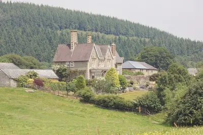Image de Maison-Large-Salle de bain privée séparée-Vue sur la campagne