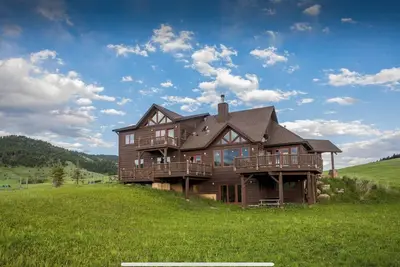 Image de Spectacular Bozeman Home with Stunning Views, Great Location!