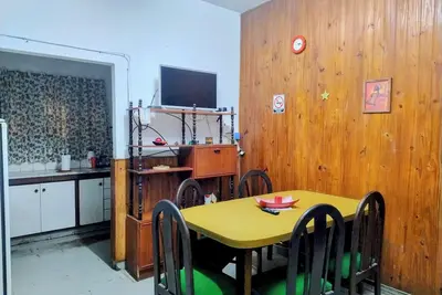 Image de Centrally located house Yrigoyen