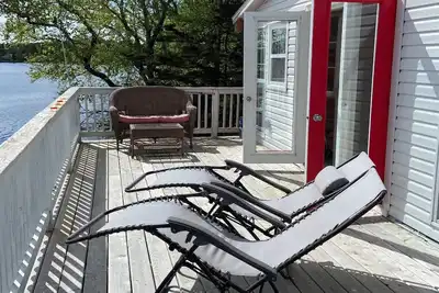 Image de Lakefront Fun, Kayaks & Starry Nights at Wits End Cottage