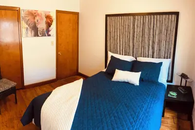 Image de Black River Retreat\nEclectic-Unique-Intriguing