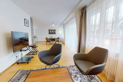 Image de Amazing/sunny 2br flat in the city center (West 6)