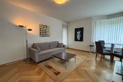 Image de Spacious 1bdr near Lake and Opera - Mill 3. 11