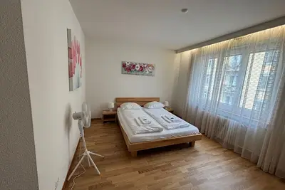 Image de Quiet 1br in the city center (Hammer 4)
