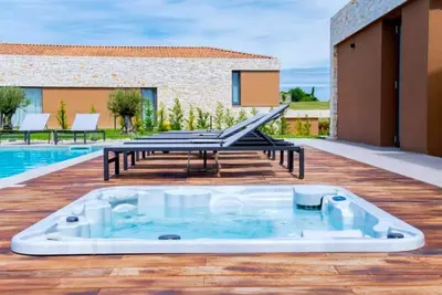 Image de Villa Sanpadeo- 4 bedrooms, 4 bathrooms, private pool, pet friendly.