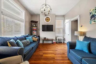 Image de 5bdrm Mt. Washington Beauty