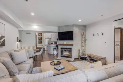 Image de Woodrun Place 40 Two Bedroom Residence
