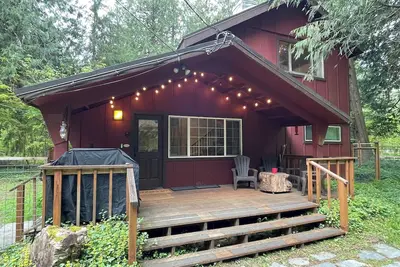 Charming 3-bedroom cabin in Rhododendron