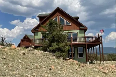 Image de Luxurious Cabin Along the Tarryall Creek