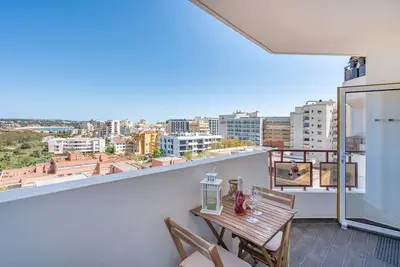 Image de Appartement 'Rocha Beach Hideaway' avec vue sur la mer, Wi-Fi et climatisation