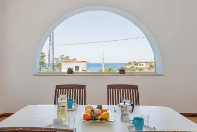 Image de Terrazza sul Mare by Interhome