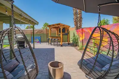 Image de 4br - Game Room, Putting Green, Fire Pit, & Themed Rooms