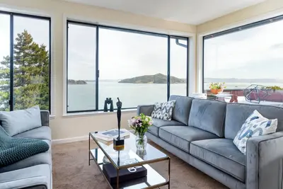 Image de A Bird’s Eye View – A Blink to the City - A Break in Marin *30 Day Minimum*