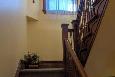 Image de Large Space Great for Special Occasions: 2 Floors