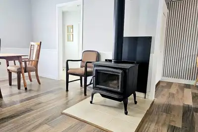 Image de Whispering Meadows Manor is a 4 bedroom 1. 5 bath country home