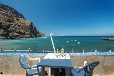 Image de Appartement 'Playa Azul - 2' avec vue sur la mer, terrasse privée et Wi-Fi