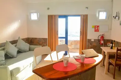 Image de Appartement 'Playa Azul - 7' avec vue sur la mer, terrasse privée et Wi-Fi
