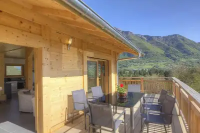 Image de Maison \"Côté Giffre\" avec vue sur le lac, terrasse privée et Wi-Fi