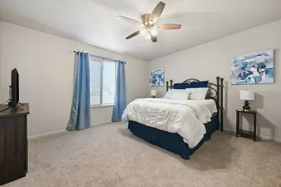 Image de Centrally Located with  Strong Wi-Fi