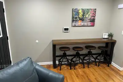 Image de Keyless Entry, 3 Br 2 Ba, 5 total \nBeds, Family Friendly