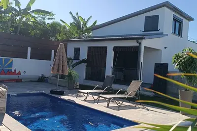 Image de Villa cosy tout confort à 15 minutes de la mer