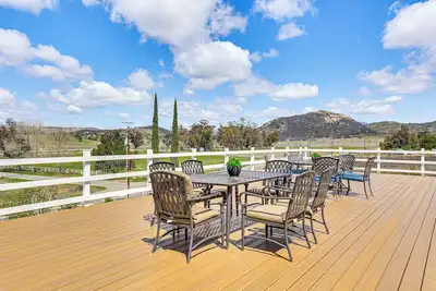 Image de Near Ramona Wineries: Mtn-View Haven w/ Large Yard