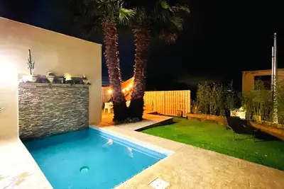 Image de Villa Bali Provençal, piscine privée & pétanque