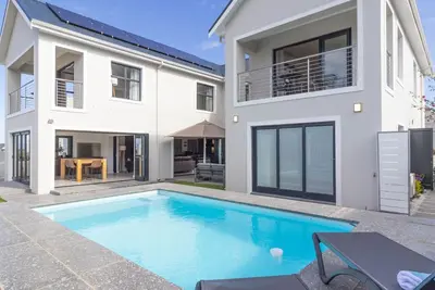 Image de Ocean Whisper Villa - near Westcliff coastal paths